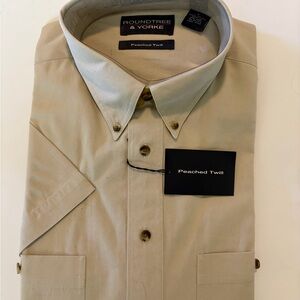 Roundtree & Yorke Peached  Twill Short Sleeve Button Down Shirt Beige Large NEW